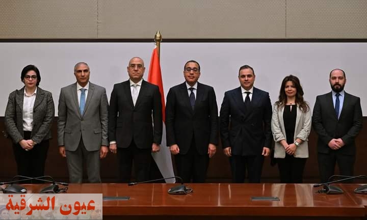 رئيس الوزراء يشهد توقيع عقد تخصيص قطعة أرض بحدائق الأندلس في القاهرة الجديدة
