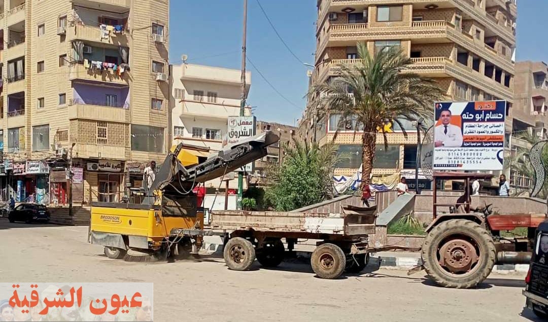 محافظ أسيوط: سيارت الكنس الآلي وشفط الأتربة تجوب الشوارع والميادين