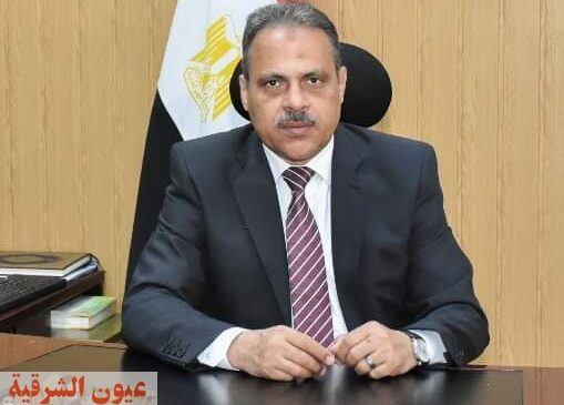 محافظ الشرقية يُهنئ طالب المركز الثاني على مستوى الجمهورية في شهادة الثانوية الأزهرية بالقسم العلمي