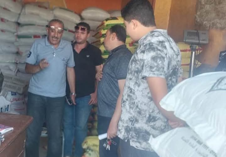 الشرقية: ضبط 6 طن مواد غذائية مجهولة المصدر بمدينة العاشر من رمضان  