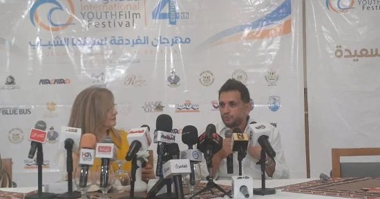 مصطفى خاطر في الغردقة 