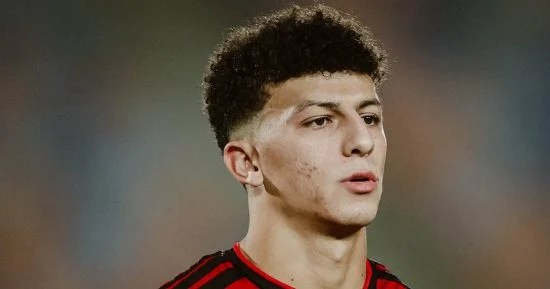 علي محمود يقتحم قائمة الفراعنة لأول مرة.. حسام حسن يستدعي نجم الأهلي استعدادًا لتصفيات أمم أفريقيا
