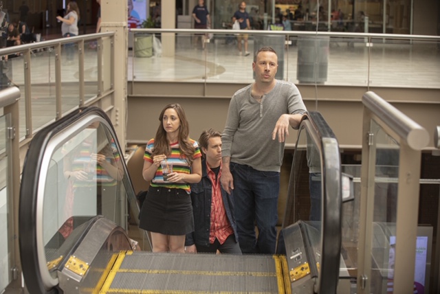 Crashing S3 E4: "MC, Middle, Headliner" recap and review