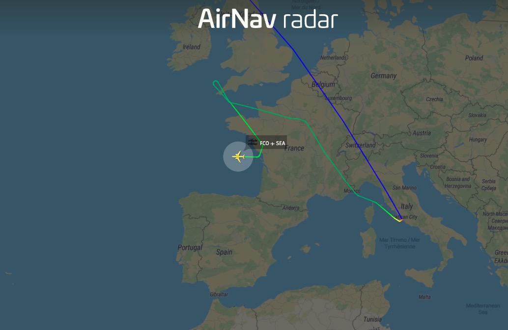 Alaska Airlines Emergency: Boeing 787-9 Makes U-Turn Over UK, Declares Emergency (2026)