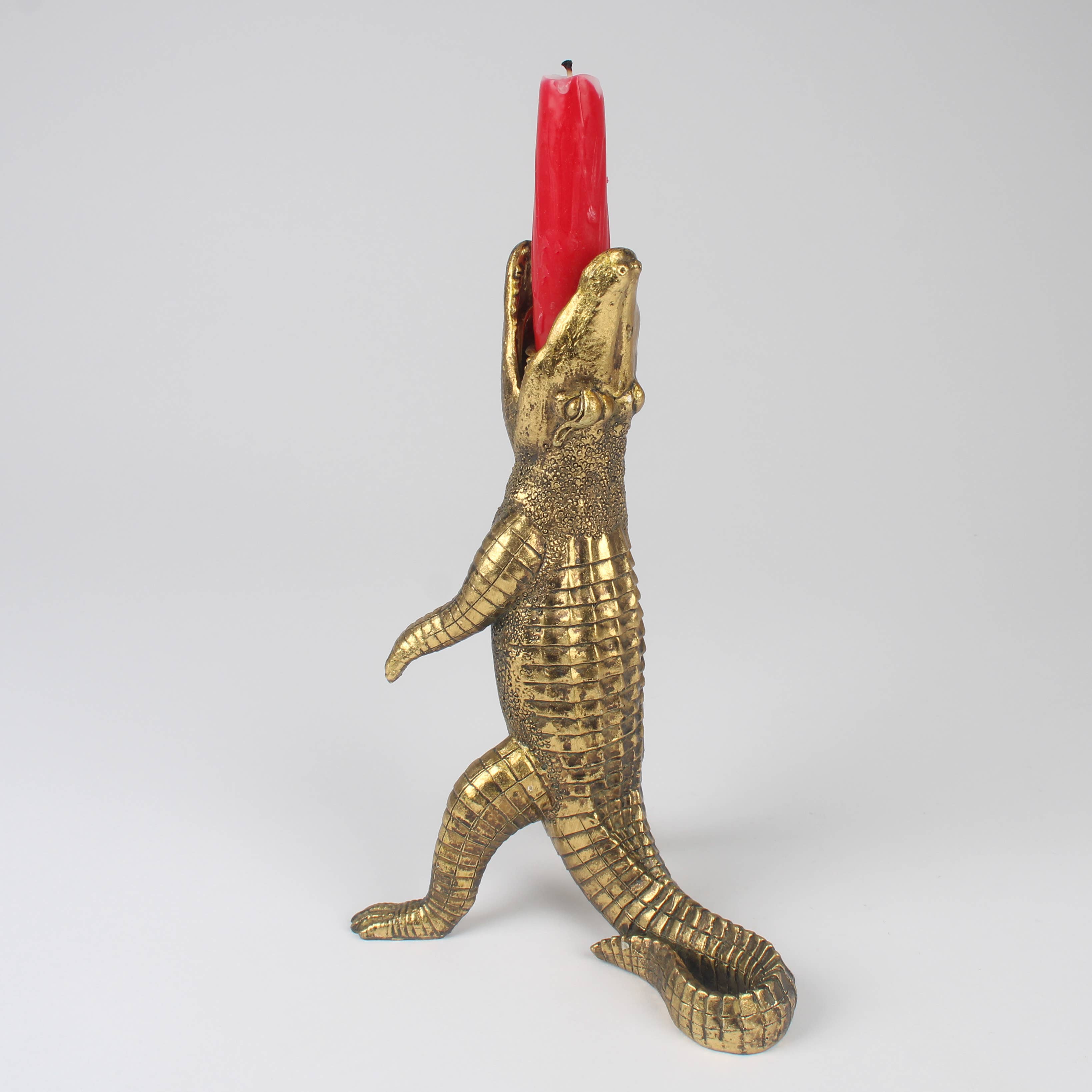 Gold Alligator Candle Holder – Quirky Animal Décor