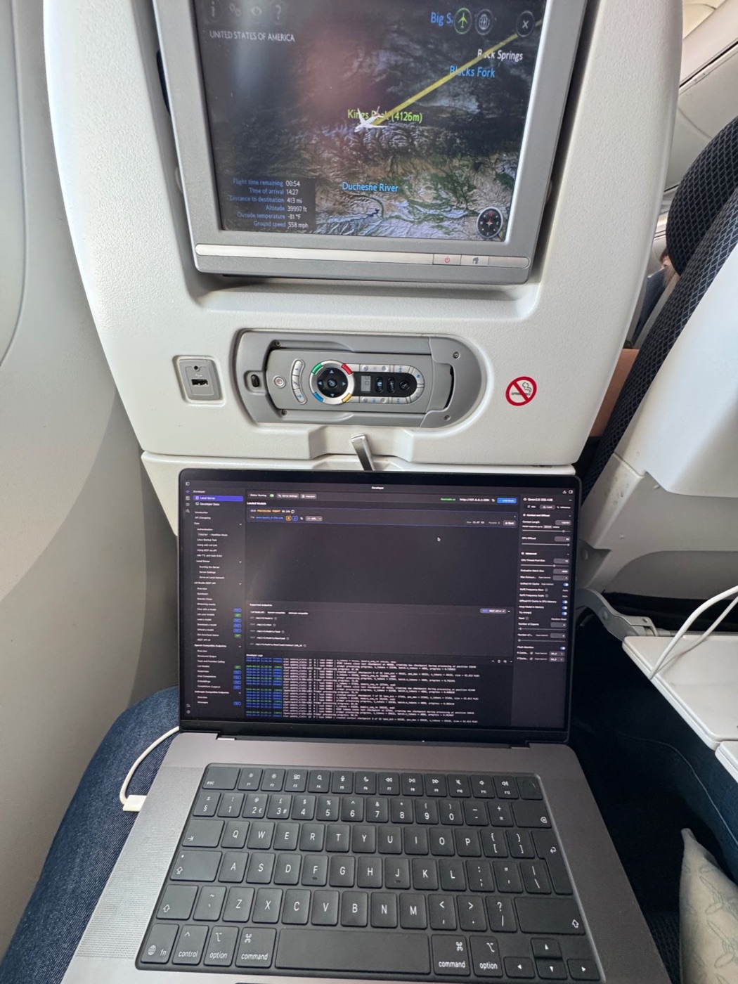 와이파이 없는 10시간, MacBook 하나로 AI 개발을 끝냈다