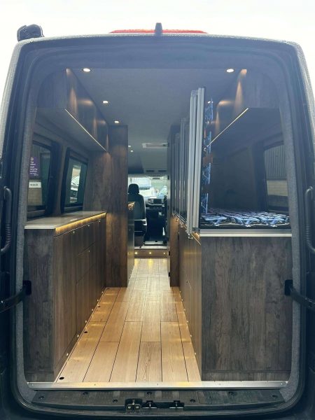 Stunning LWB Crafter with Karndean Floor