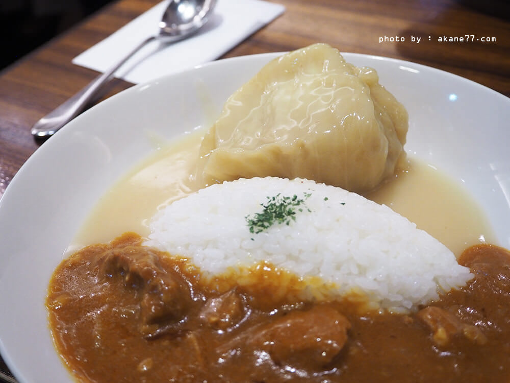 【東京】羽田機場 新宿Acacia 燉高麗菜捲＆咖哩