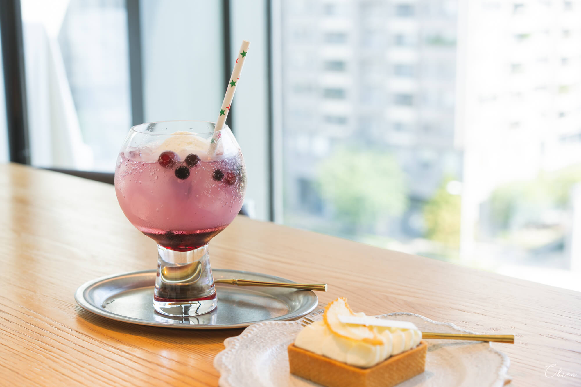 台中西屯下午茶 國家歌劇院 野莓冰淇淋泡泡