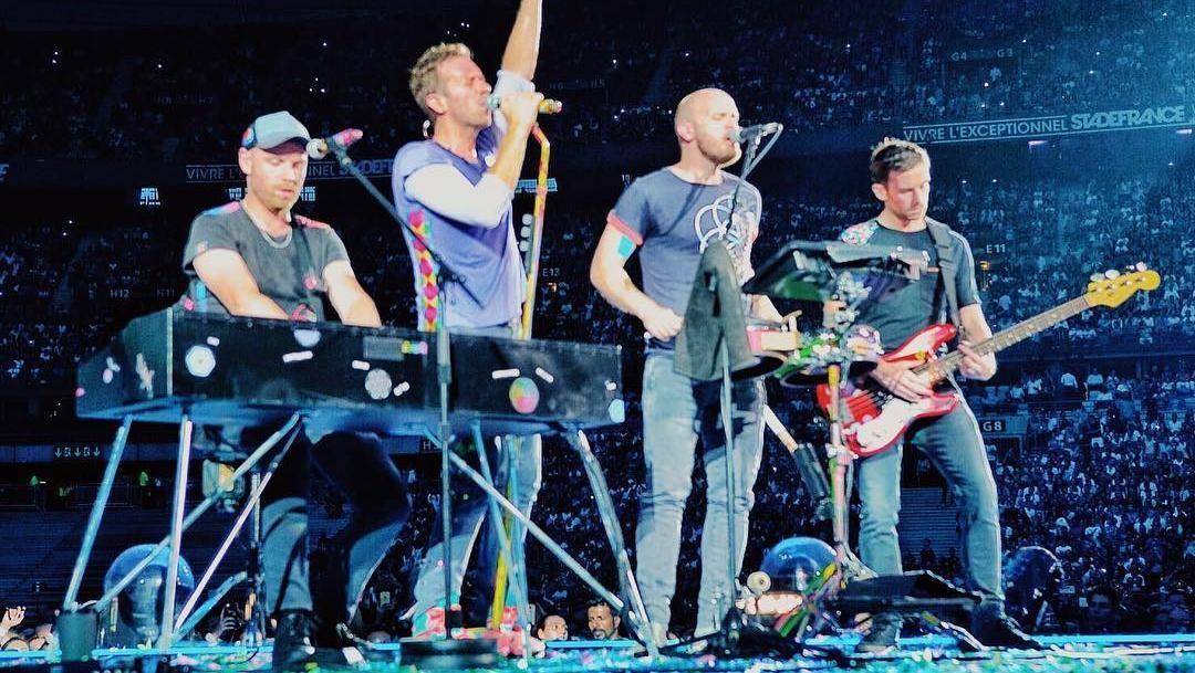 Dan segala yang kau lakukan. Lirik Lagu Yellow Coldplay
