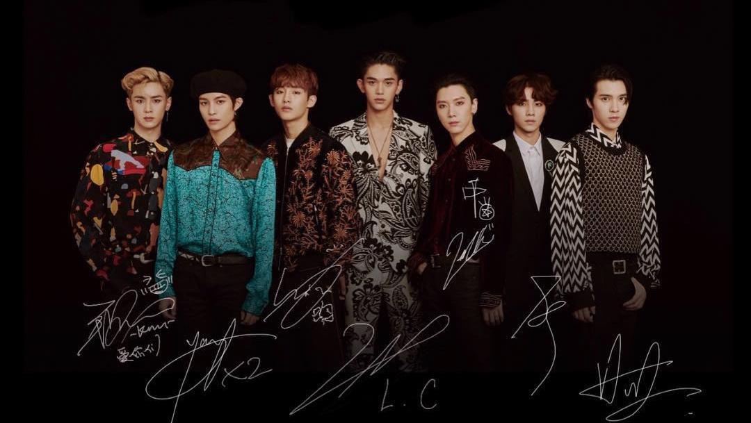 Give your love now to. Lirik Lagu Let Me Love U Wayv