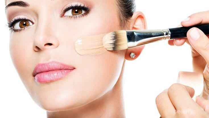 Tapi, tahukah anda kalau spons itu ada berbagai macam? Ladies Ini Trik Menggunakan Foundation Supaya Hasilnya Merata Dan Terlihat Flawless