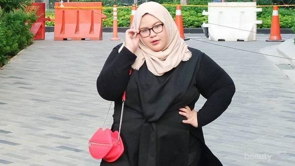 Di video kali ini ada beberapa ootd/style hijab wanita yang mempunyai badan gemuk, semoga video ini menginspirasi kalian semua terutama yang . Jangan Salah Pilih Ini Model Pakaian Yang Pas Untuk Hijabers Bertubuh Gemuk