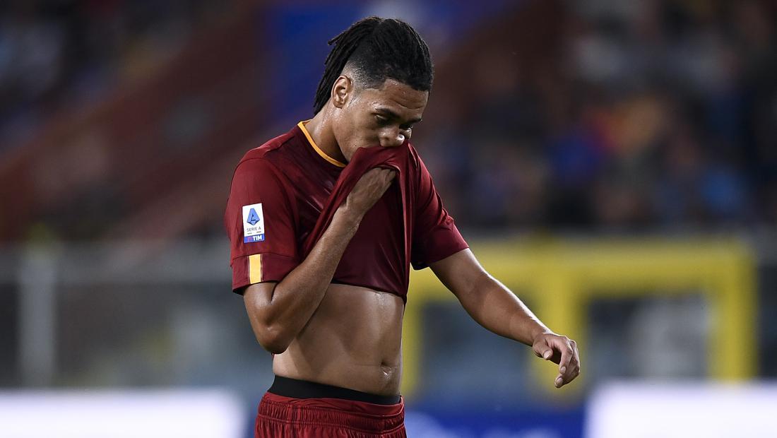 AS Roma Lepas Smalling ke Arab Saudi