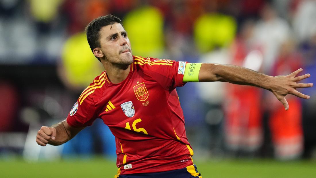 Carvajal Akui Lagi Bujuk Rodri Pindah ke Real Madrid