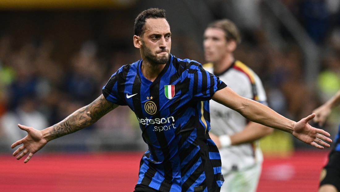 Presiden Inter Milan Isyaratkan Hakan Calhanoglu Bertahan