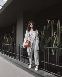 Regardless of length, you can create videos the same way—and now with a full screen . Ingin Terlihat Awet Muda? Coba Inspirasi Style Ala Vanessa Andrea yang Menggemaskan Ini Yuk!