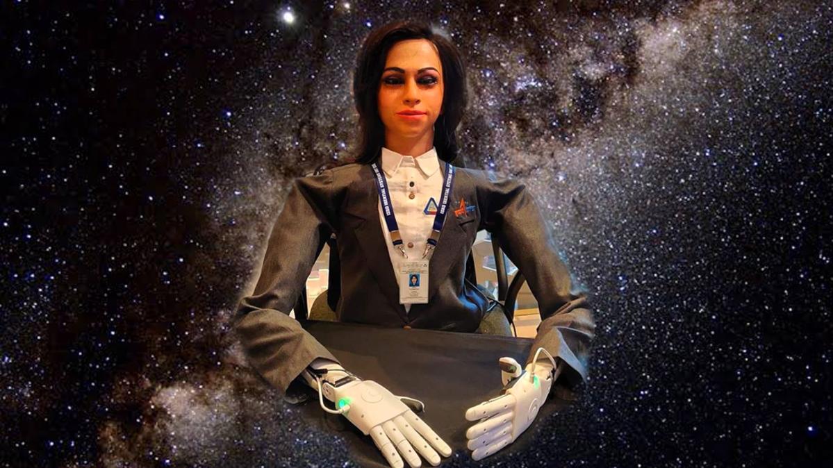Gaganyaan Mission Meet Vyommitra The Talking Human Robot That Isro Will Send To Space Science News - Half Human Robot