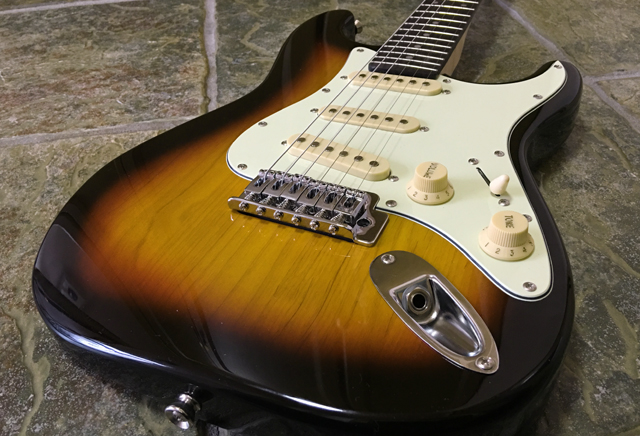 ミニ・ストラトtypeギター買いました！ ☆Compact guitar CST-60s