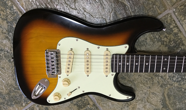 ミニ・ストラトtypeギター買いました！ ☆Compact guitar CST-60s