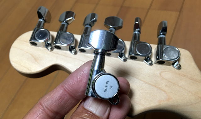 ミニギターのペグ交換！ Compact guitar CST-60s | 人生をモディファイ