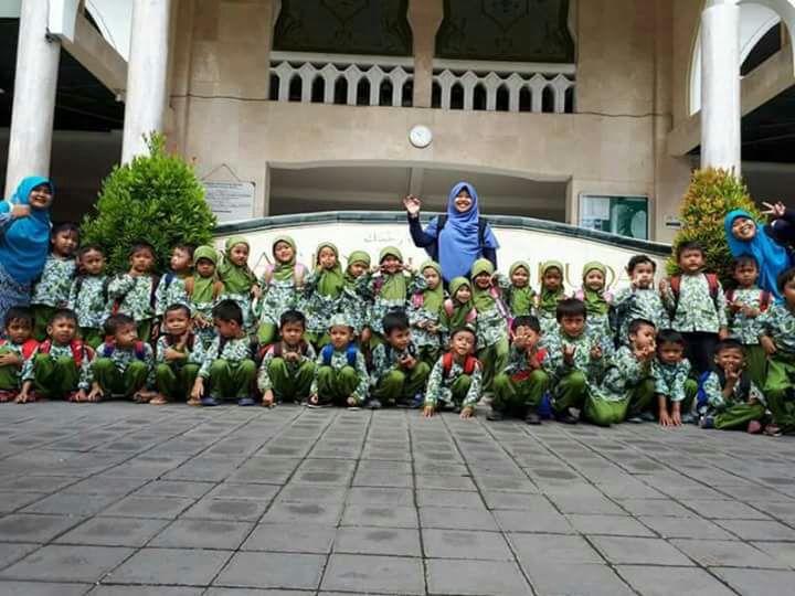 Puncak Tema Cinta Masjid – Sekolah Alam Jamur