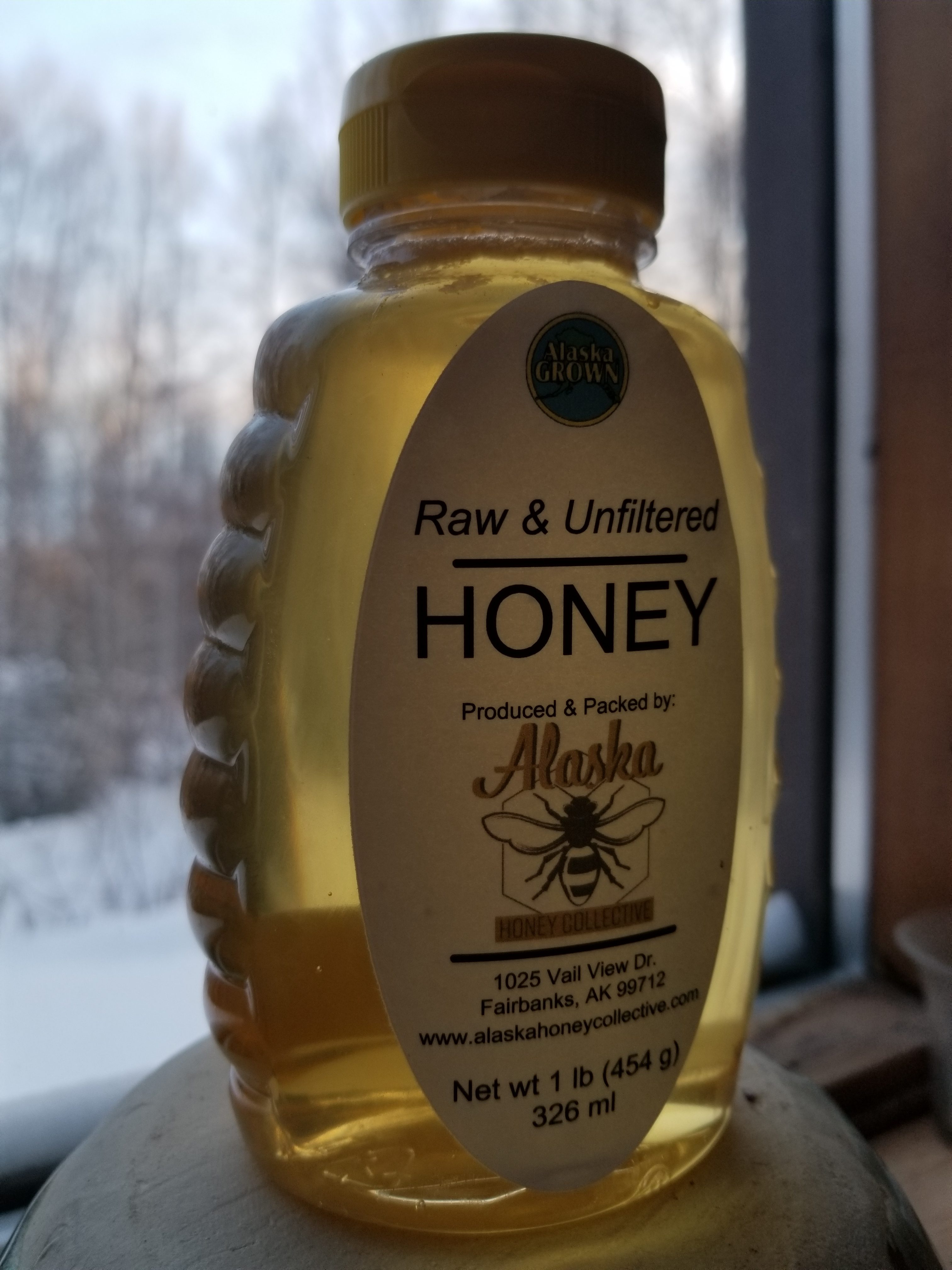 Raw honey, 1 pound, plastic bottle Alaska Honey Collective