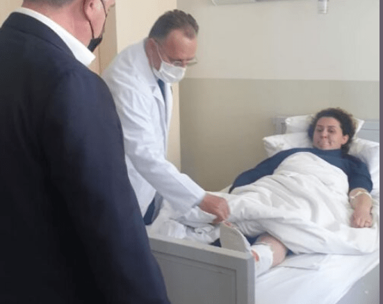 U plagos në Elbasan, si është gjendja e efektives e shtruar në spital (FOTO LAJM)