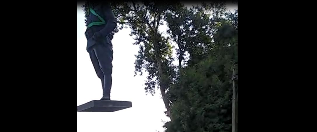 Për herë të parë pas 97 vitesh zhvendoset busti i heroit Çerçiz Topulli, kjo është arsyeja