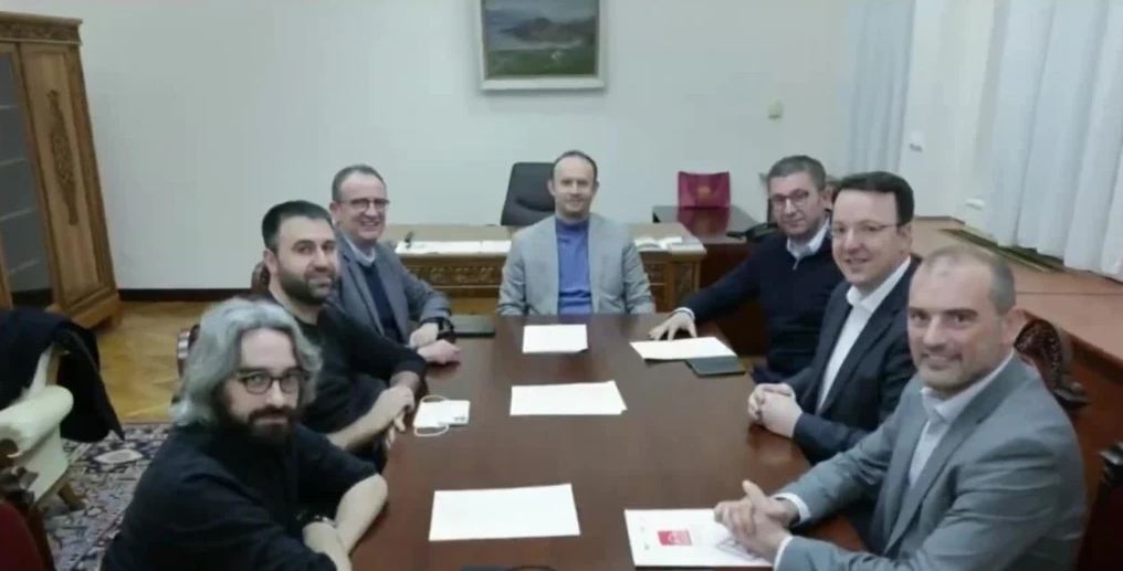 Maqedonia e Veriut, përpjekje për zgjerimin e koalicionit qeveritar