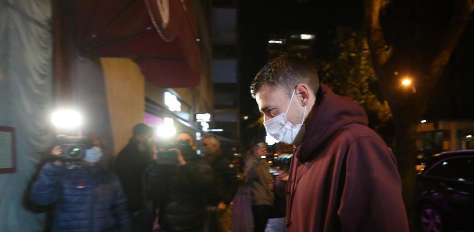 Covid-19 gjen hapësira edhe te Barcelona, regjistrohet rasti i parë pozitiv