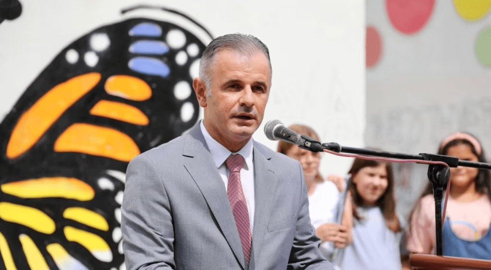 Shkup, kërcënohet kryetari i Komunës së Çairit
