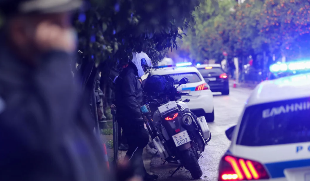 88-vjeçari ekzekuton gruan me armë gjahu në Greqi: E vrava sepse nuk kaloja mirë më të