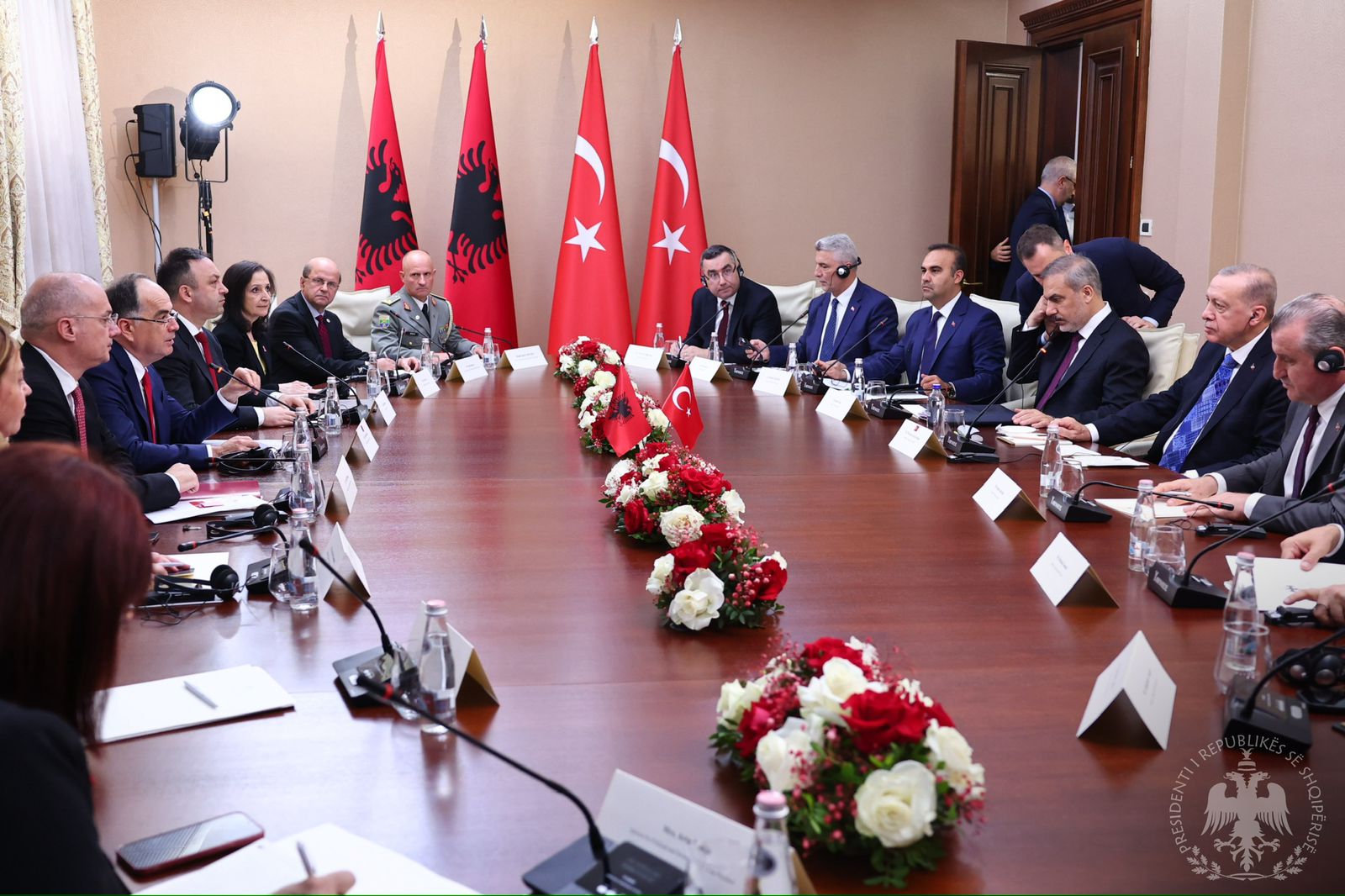 BISEDA/ Çfarë diskutoi Presidenti Begaj me homologun turk para takimit “kokë më kokë”
