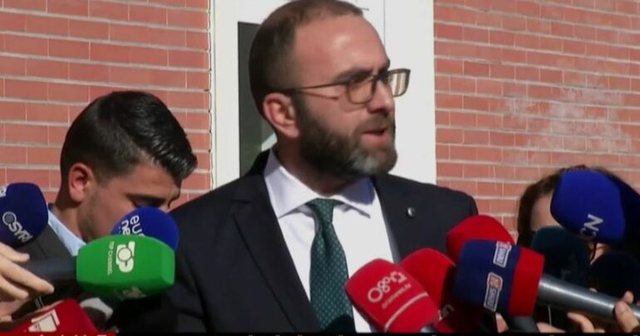 Buxheti 2025/ Denoncon Bardhi: Paratë po shkojnë për kontrata korruptive, qytetaret janë lënë në harresë