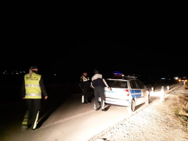 Aksident i rëndë në Vlorë/ Fadroma përplas shoferin e kamionit, humb jetën 60-vjeçari