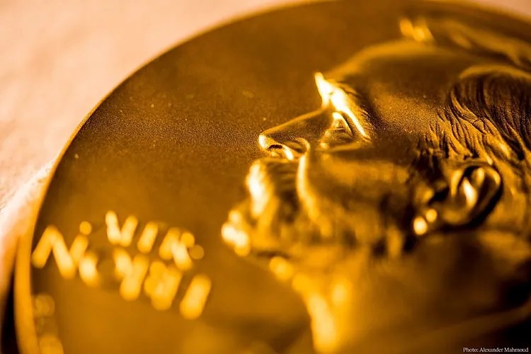Ja sa para marrin fituesit e Çmimit Nobel 2025