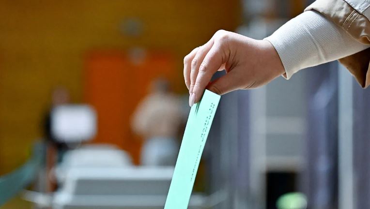 Gara më e fortë në 3 dekada, pjesëmarrje rekord në zgjedhjet parlamentare në Hungari
