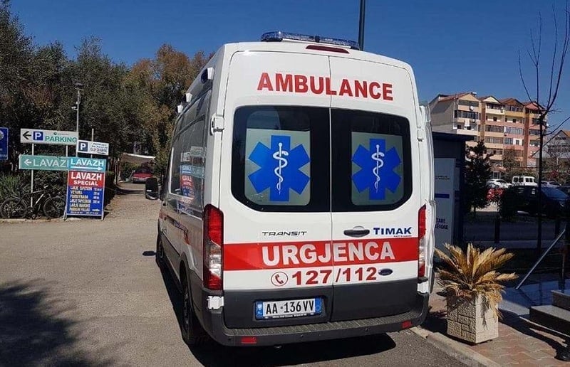 Aksidenti në Pogradec/ U përplas nga makina, ndërron jetë në spital i moshuari