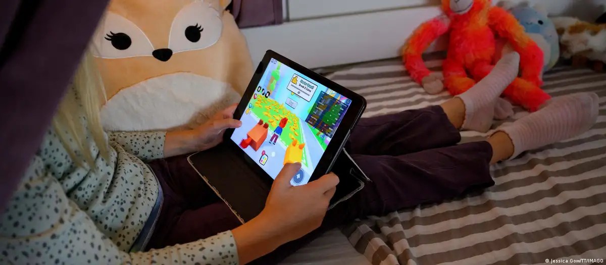 Arrogancë, shpërqendrim dhe ekstremizëm/ Fenomeni “Roblox”, rrezik apo argëtim për fëmijët?