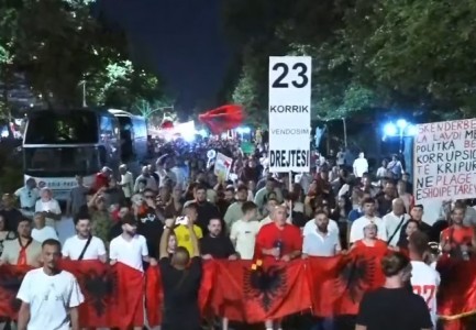 Opposition Protests Continue in Tirana, Calls for Prime Minister Rama’s Resignation