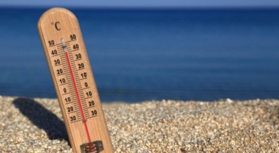 Vapa “pushton” vendin, rikthehet i nxehti afrikan, korriku mbyllet me temperatura mbi 40 gradë Celsius