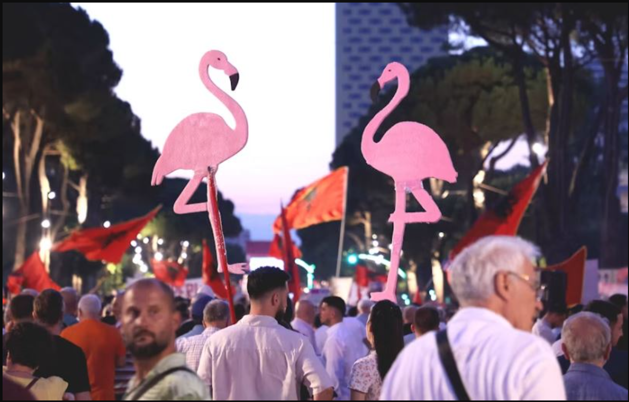 Qytetarët duan transparencë dhe luftë korrupsionit/ Media gjermane: Rama ka përqendruar pushtetin! Revolta mbështetet edhe nga diaspora