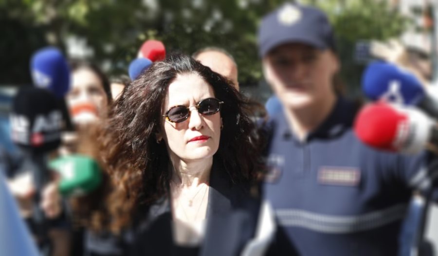 “Kërkoi ekspertim të telefonit jashtë Shqipërisë”, gazetarja zbardh detaje nga pyetja e ish-kryespiunes, analisti plas bombën: Vlora Hyseni sot shantazhoi njerëz me pushtet