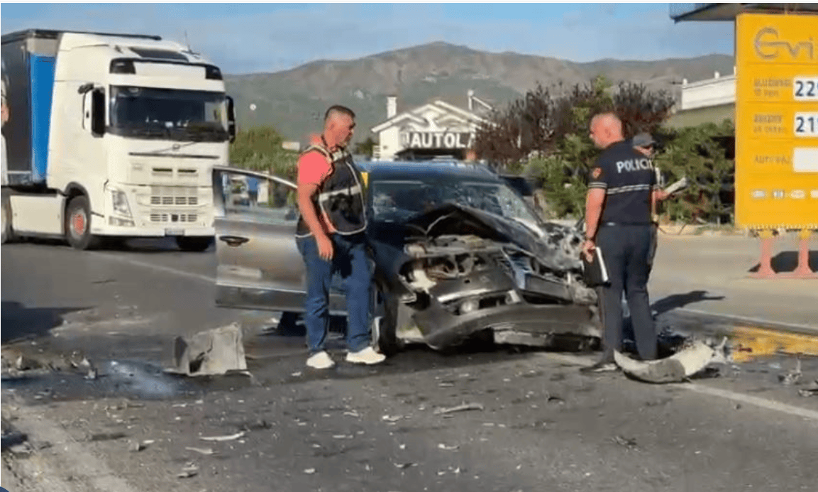 Aksident i trefishtë në aksin Lezhë-Shkodër, tre të plagosur pranë kryqëzimit të Gocajve