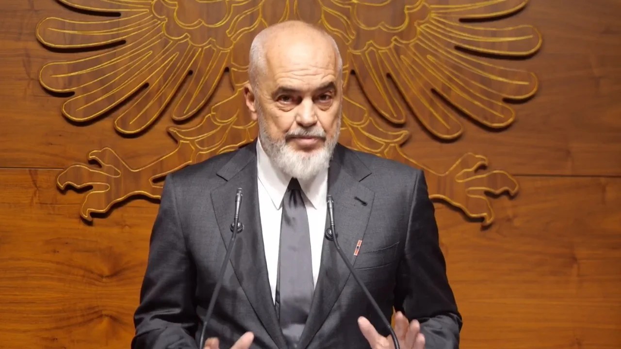 Rama: Llogaritë e Vlora Hysenit me drejtësinë është një çështje individuale, kjo nuk do të thotë se na mbyti korrupsioni! Unë s’parashikoj dot sjelljen e çdo individi përballë tundimit të pushtetit