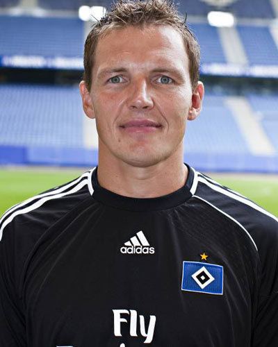 Hamburg Goalie Frank Rost Gestures During The Bundesliga Match Hamburg Sv V Alemannia Aachen At The Aol Arena Stadium Of Hamburg Germany 19 May 2007 Photo Maurizio Gambarini Stock Photo Alamy Frank Rost bergabung dengan Hamburg pada Januari 2007 setelah tergeser oleh kiper mudan Manuel Neuer yang diorbitkan oleh pelatih Mirko Slomka.