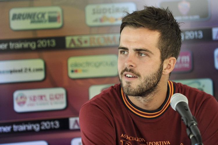 Francesca is said to be the new girlfriend of the professional soccer player, miralem pjanić. Miralem Pjanic Alchetron The Free Social Encyclopedia
