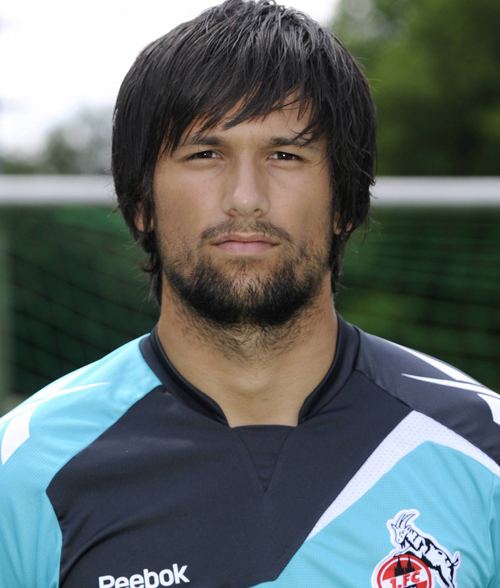 Miro Varvodic Alchetron The Free Social Encyclopedia He was on both the senior and reserve team squads.