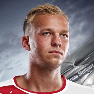 Vfb Stuttgart Ex Augsburger Raphael Holzhauser Wechselt Zu Austria Wien Augsburger Allgemeine Before the 201011 season he joined Stuttgarts second team playing in the 3.